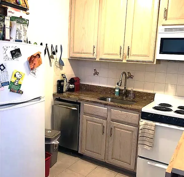 291 E 3rd St #5B — Photo 6