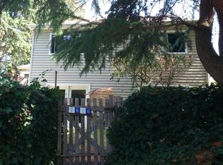 9616 44th Ave SW, Seattle, WA 98136