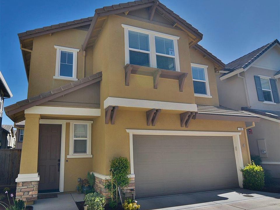 1st image of 133 Kapalua Bay Cir