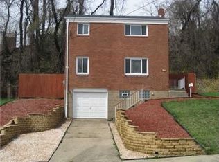 965 Millerdale St, Pittsburgh, PA