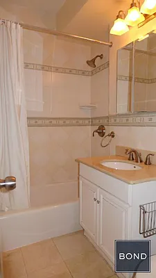 Rented by Bond New York | media 15