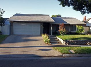 472 Sunset Dr, Merced, CA 95340
