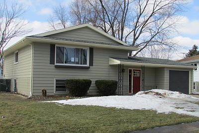 1st image of 1005 W 72nd Pl