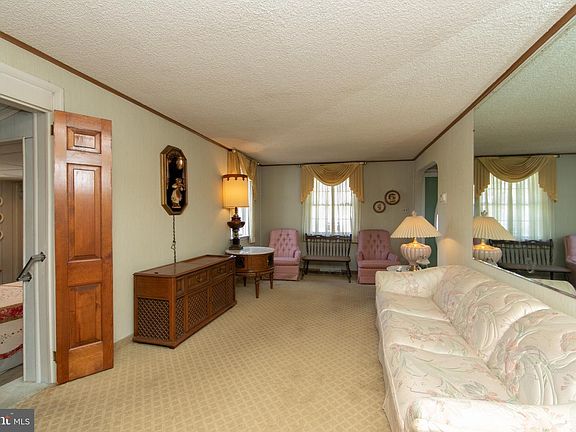 4th image of 106 W Mill Rd