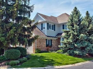 344 Reserve Cir, Clarendon Hills, IL 60514