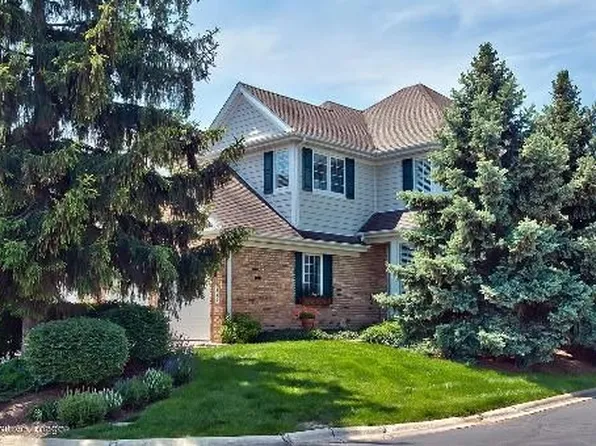 344 Reserve Cir, Clarendon Hills, IL 60514