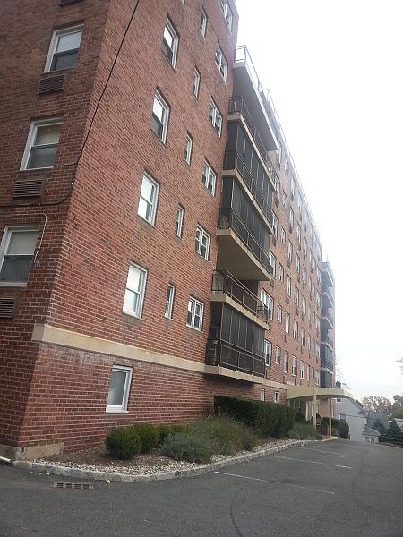 1st image of 415 CLAREMONT AVE C004D