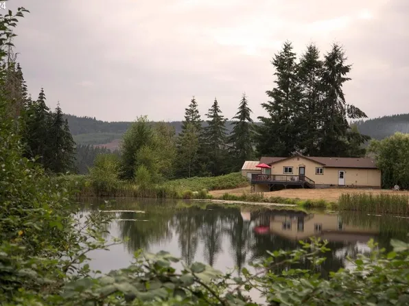 3804 Briar Knob Loop, Scotts Mills, OR 97375