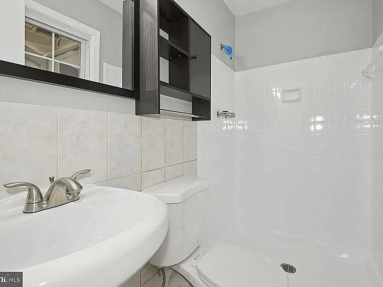 4746 Carterwood Dr — Photo 1