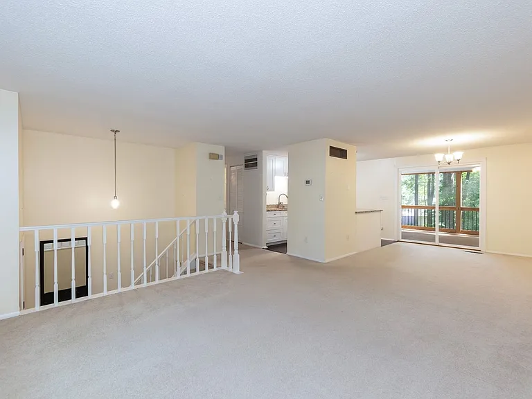 110 Smokehouse Ln — Photo 16
