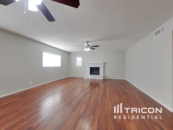 2nd image of 7565 W Corrine Dr