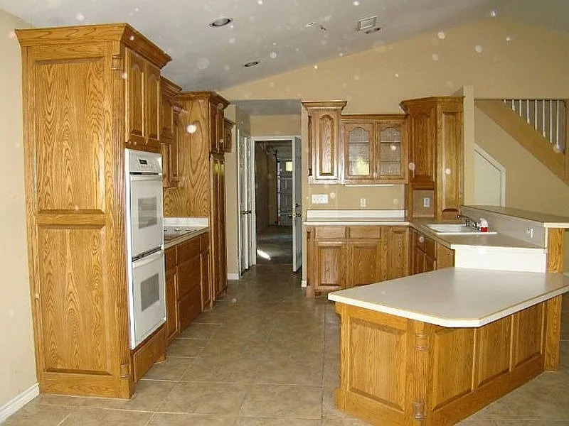 3 bed, 1777 sqft, $2,795 — Photo 2