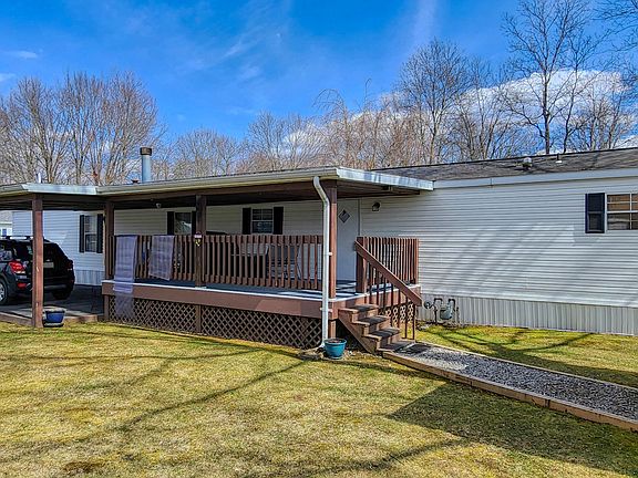 3rd image of 825 Dogwood Ln