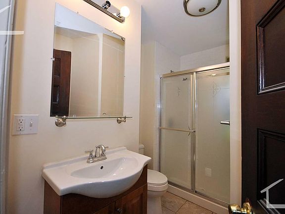 5th image of 58 Englewood Ave #2RK