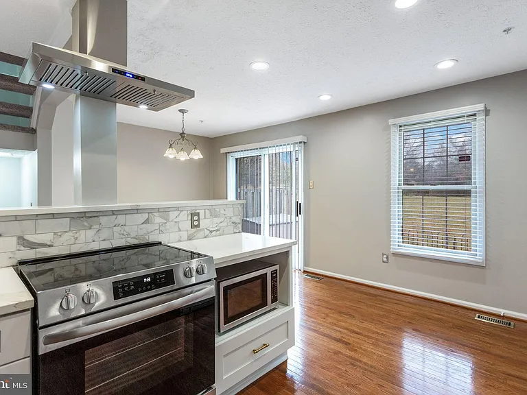 7920 Brightlight Pl — Photo 15