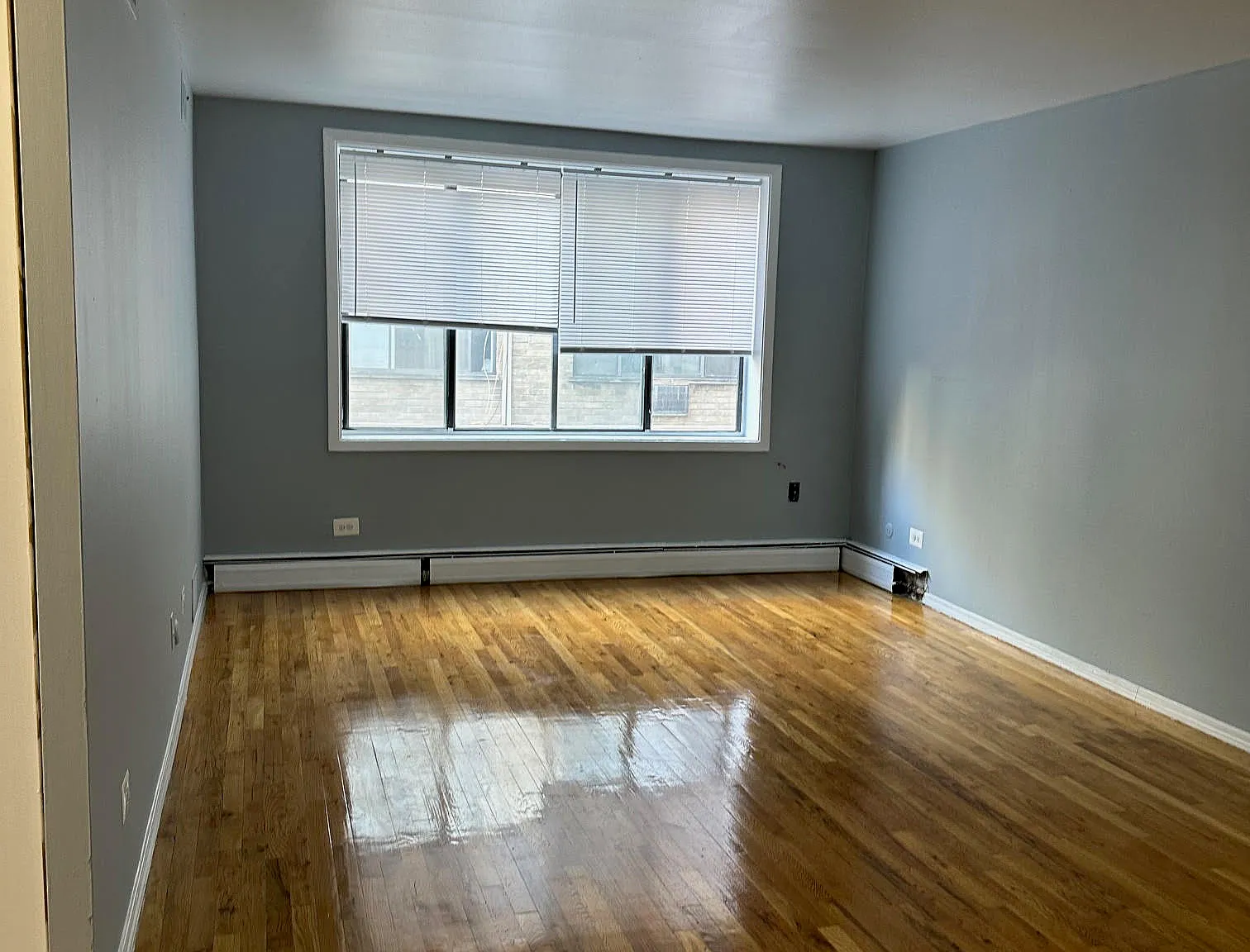1 bed, 750 sqft, $1,550 — Photo 3