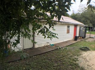 222 E Jack Ave, Baytown, TX 77520