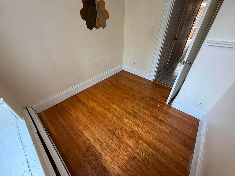 179.5 Harvard St #3-5 — Photo 20