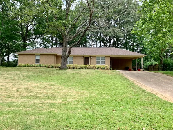 502 Ridgewood Manor Dr, Oxford, MS 38655