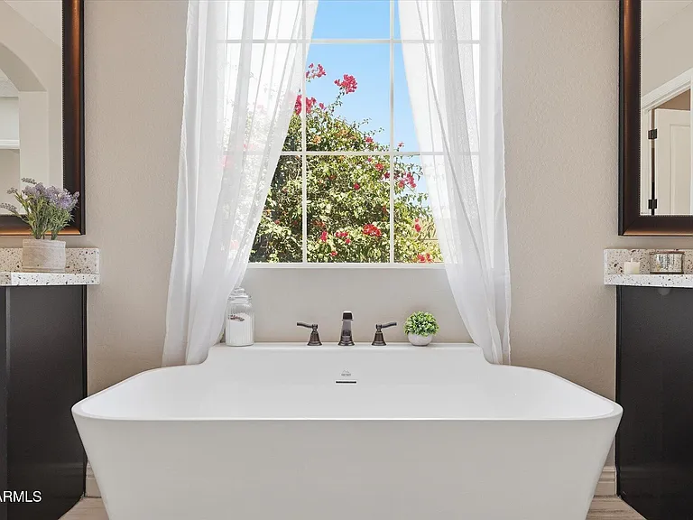 4254 E Valencia Dr — Photo 29