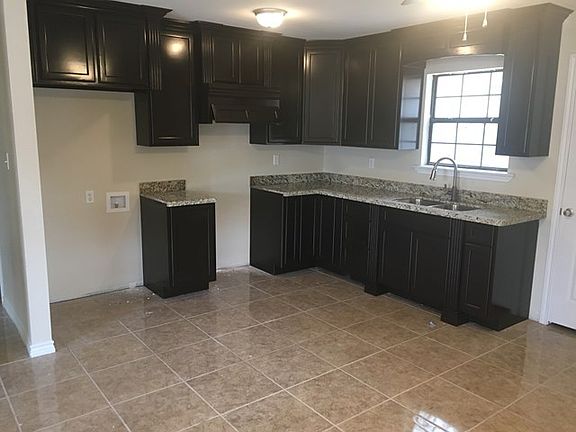 3rd image of 1475 Paseo De Encinal Dr