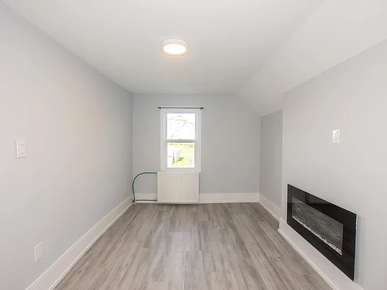 20 Patsy Ave #2 — Photo 3