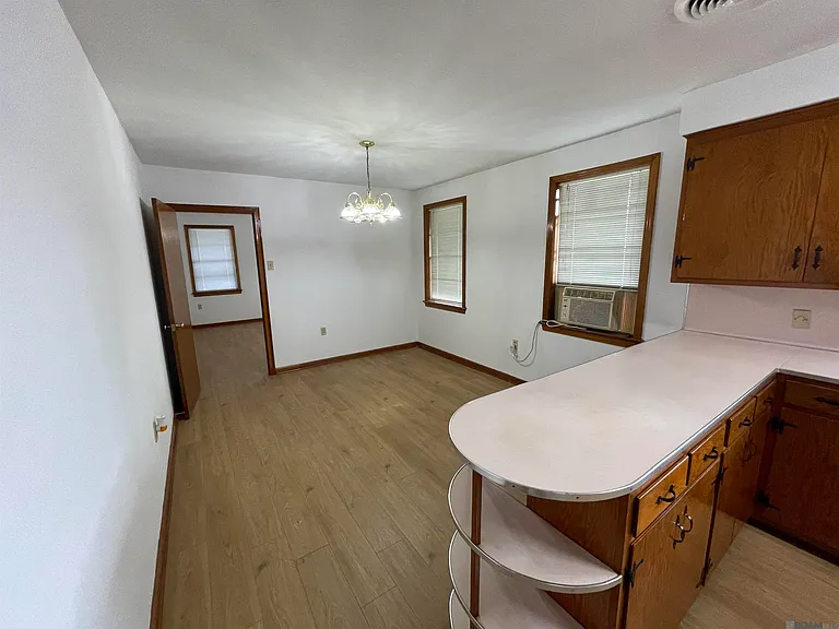 8037 Florida Blvd — Photo 6