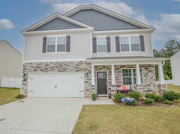 1179 Misty Creek Dr, Aberdeen, NC 28315