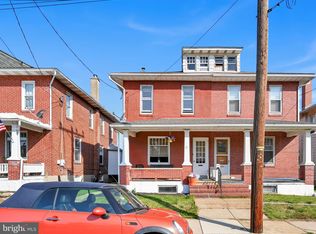 21 E Locust St, Fleetwood, PA 19522