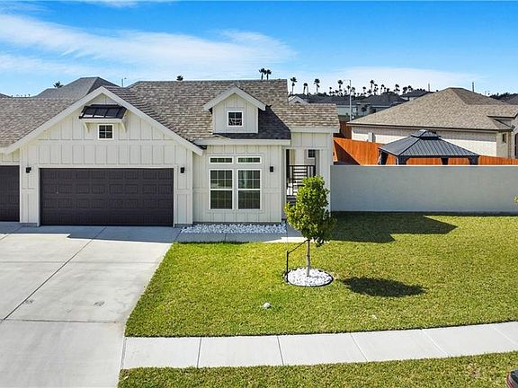 2nd image of 3105 Oriole Dr