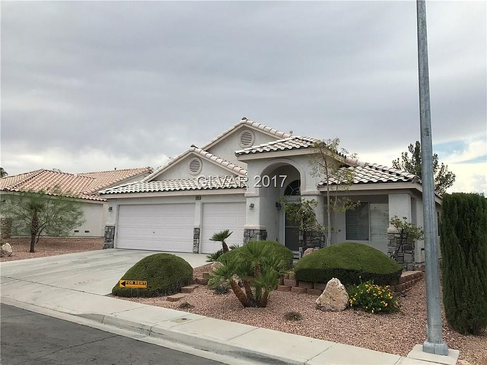 1st image of 2744 Summerchase Ln