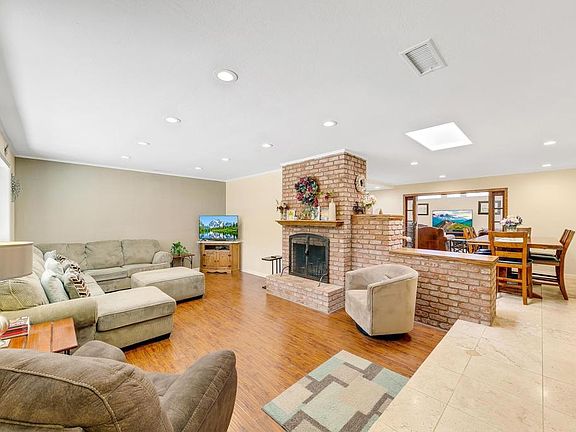 5th image of 28841 Lilac Rd