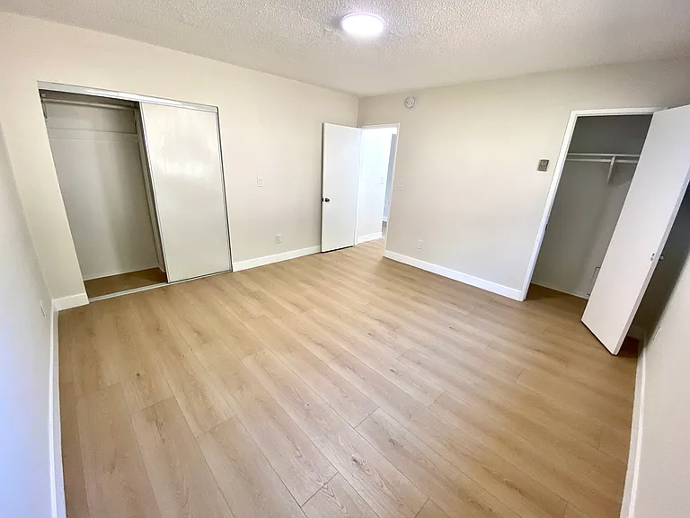 2147 Baxter St #9 — Photo 15