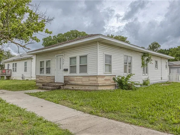 602 N Grand St, Pittsburg, KS 66762