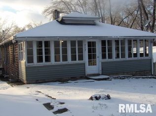 715 Water St, Harrisburg, IL 62946