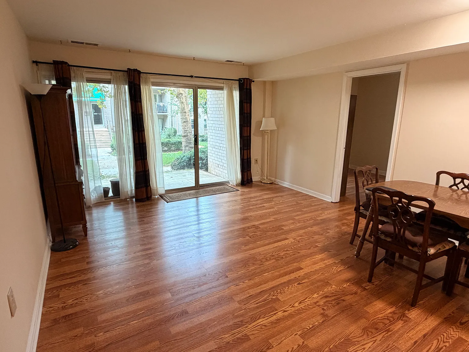 1 bed, 565 sqft, $1,650 — Photo 2