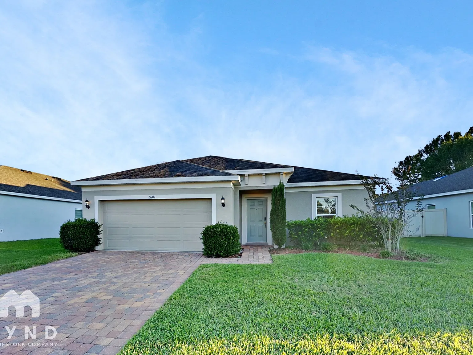 3 bed, 2.0 bath, 1704 sqft, $2,315 — Photo 1