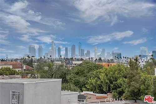 735 N Gramercy Pl Photo 1