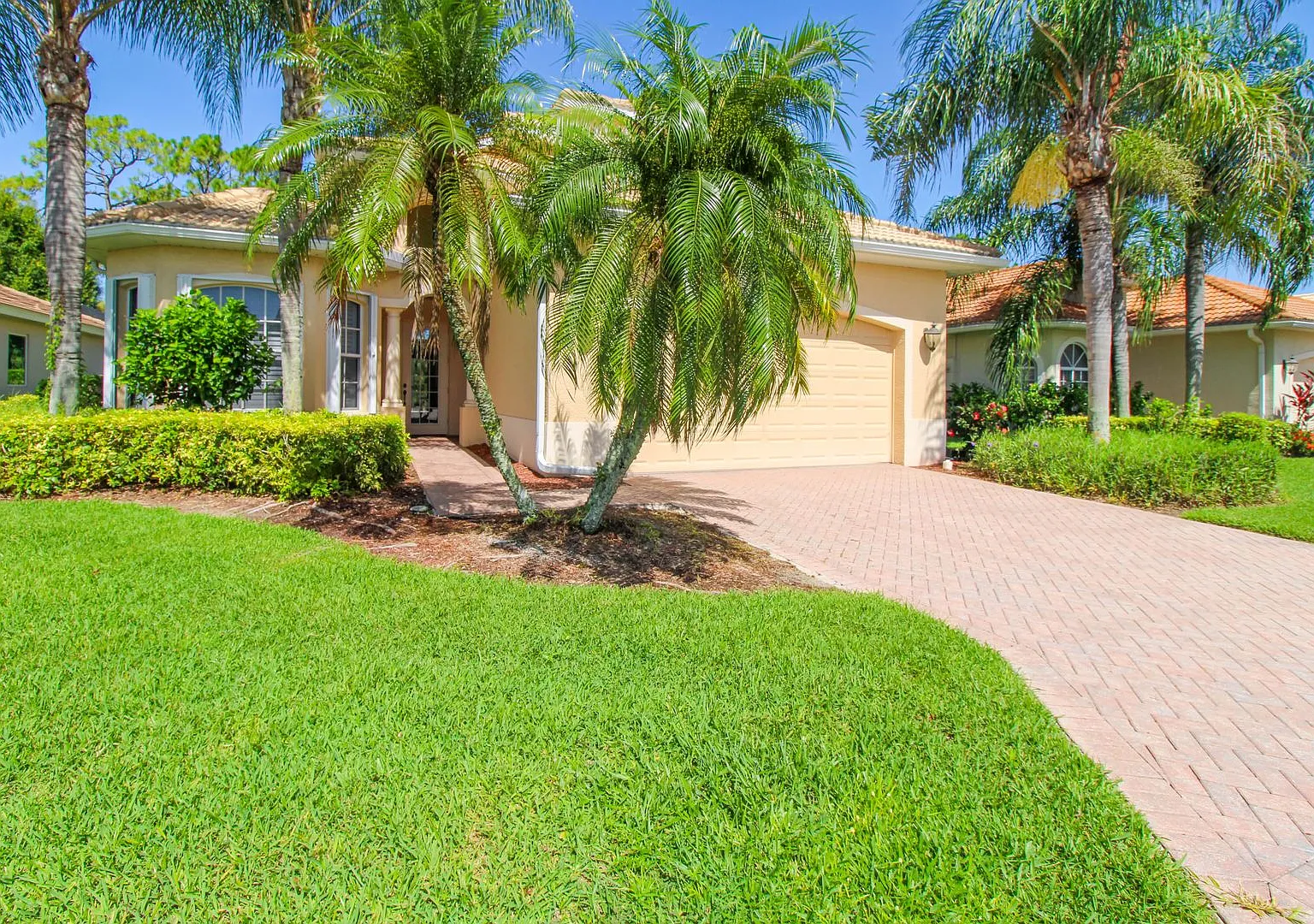 ** Private Pool Home Two Floors 4 Bedroom/3bath In Hunters Ridge Bonita Springs Available ** — Photo 1