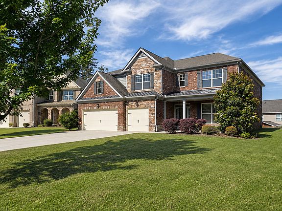 3rd image of 7770 Harbison Hollow Ln