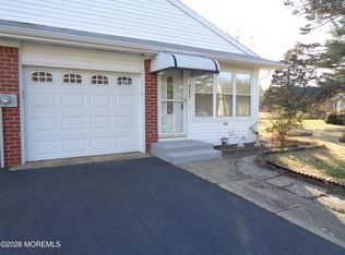 608B Willow St, Lakehurst, NJ 08733