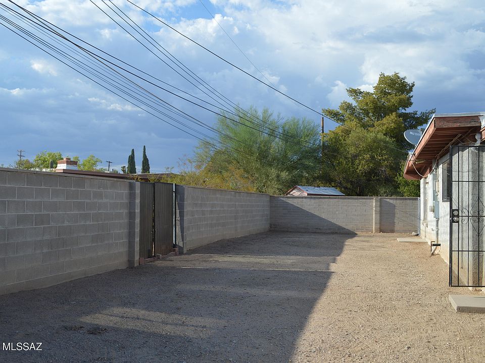 2nd image of 2031 W Calle Campana De Plata