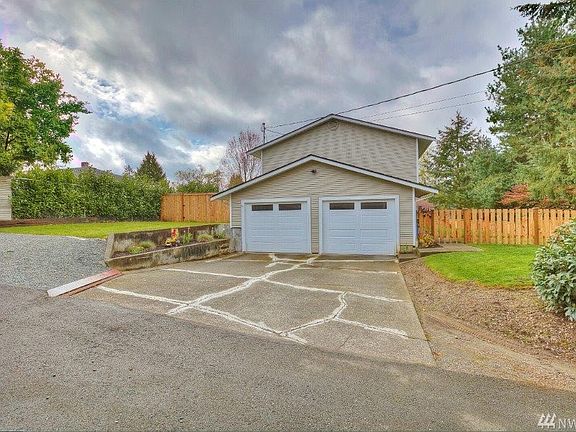 2nd image of 20803 Poplar Way
