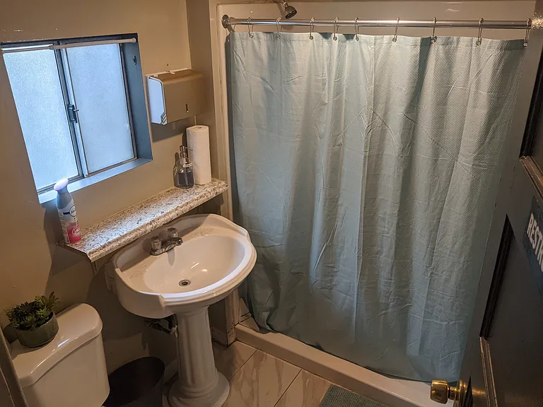 934 S Lake St #1 — Photo 5
