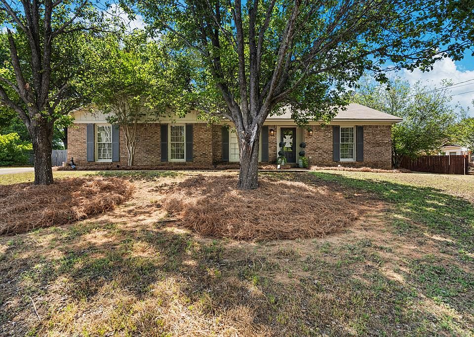 1st image of 7107 Thimblewood Way