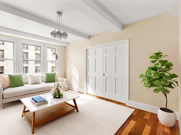 155 East 49th Street image 1 of 10