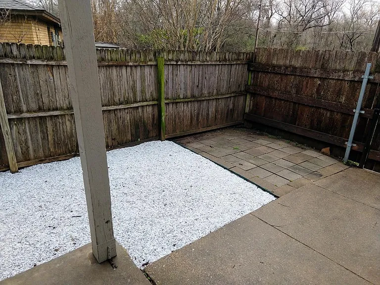 2110 Valleywood Dr — Photo 18