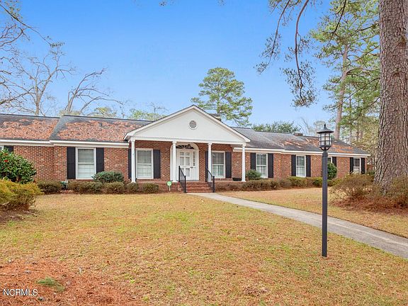 4th image of 1601 Sabra Drive
