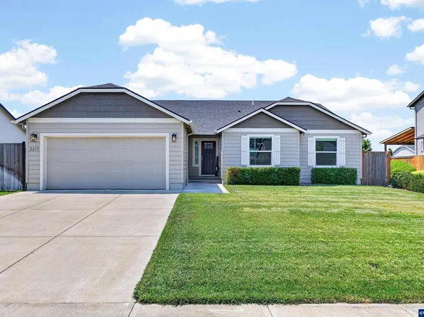 2213 Woodcock Ave SE, Stayton, OR 97383