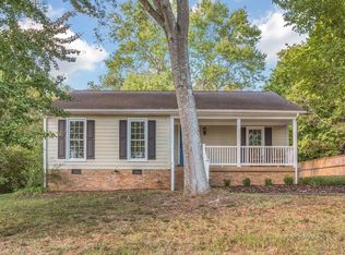 804 Harpeth Knoll Rd, Nashville, TN 37221
